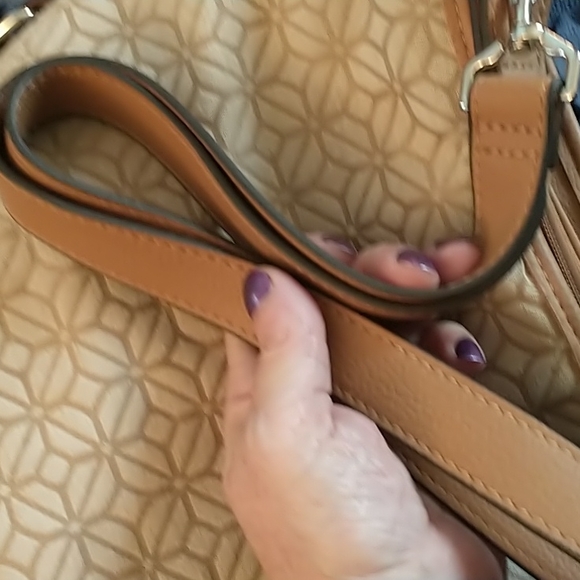 Rosetti 🌹ECU Embroidered Canvas Crossbody / Shoulder Bag - Picture 6 of 12